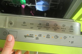 Hvilket program på oppvaskmaskinen bruker minst strøm?